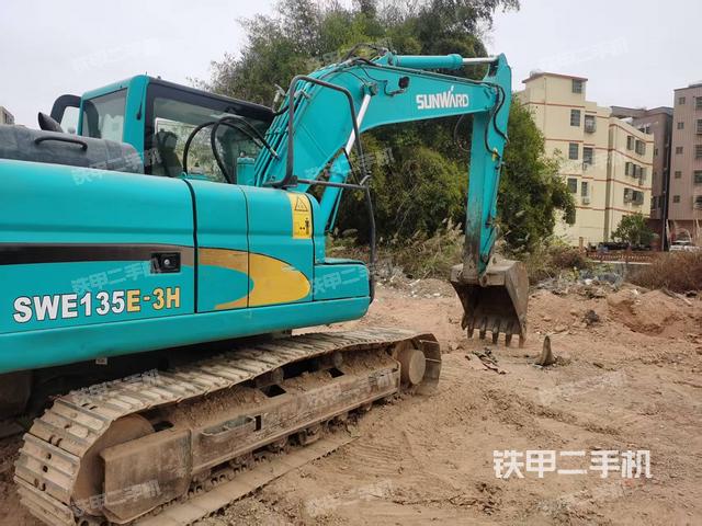 整機(jī)右后45°（整機(jī)外觀）