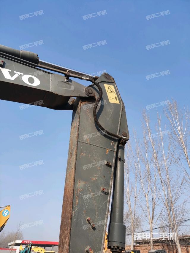 小臂整體左后（工作和回轉(zhuǎn)裝置）