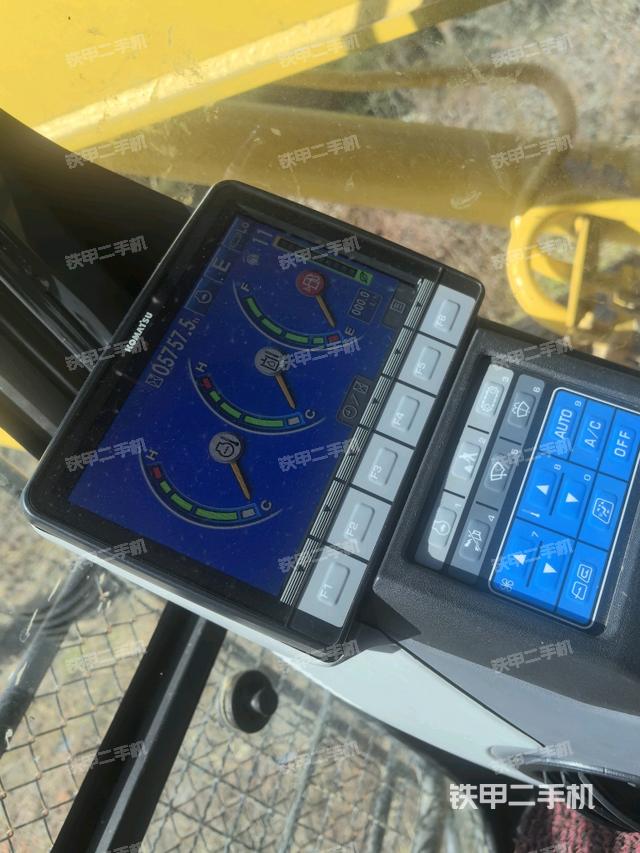 顯示屏?(駕駛室部分) 顯示屏?(駕駛室部分)