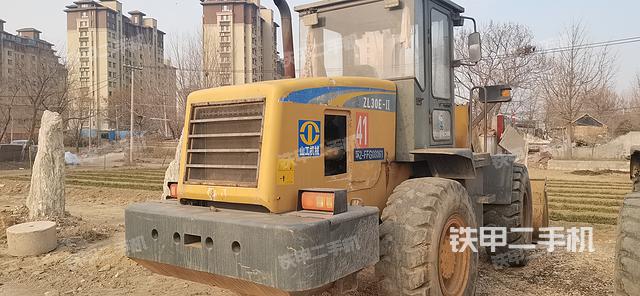 發(fā)動機右側(整機外觀及大件) 發(fā)動機右側(整機外觀及大件)