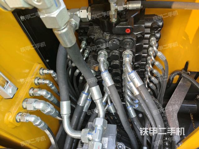 分配閥（上車部件）