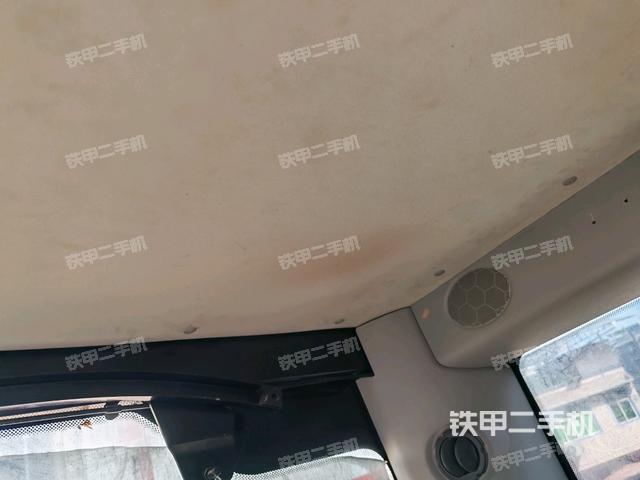 駕駛室左前45度（駕駛室部分）