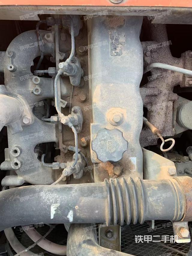 發(fā)動機整體俯視(整機外觀) 發(fā)動機整體俯視(整機外觀)