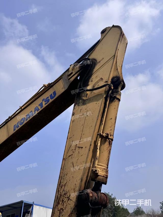 小臂整體左后（工作和回轉(zhuǎn)裝置）