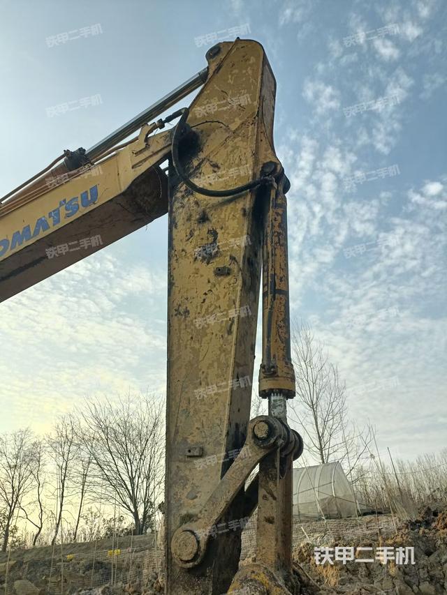 小臂整體右前（工作和回轉(zhuǎn)裝置）