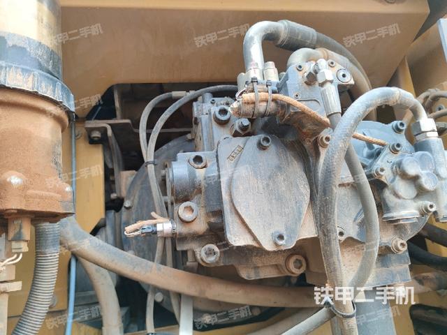 液压泵斜45 左(大件舱室) 液压泵斜45 左(大件舱室)