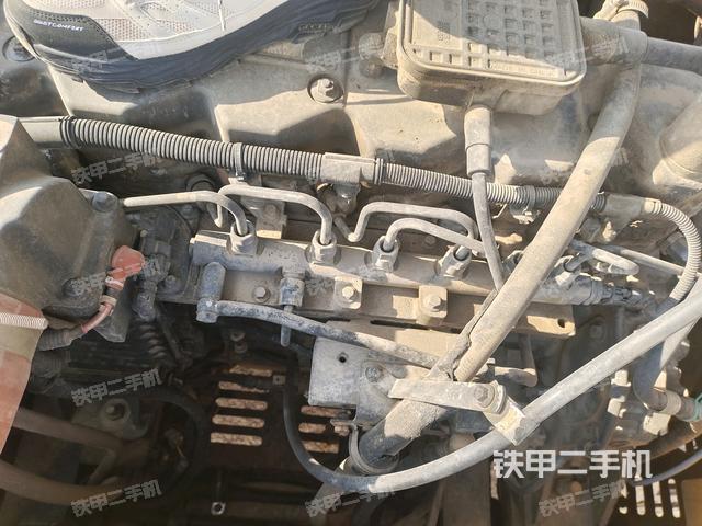 氣門室蓋螺絲特寫(上車部件) 氣門室蓋螺絲特寫(上車部件)