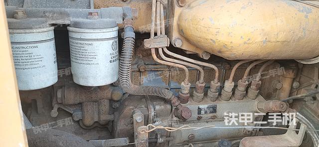 發(fā)動機左側(整機外觀及大件) 發(fā)動機左側(整機外觀及大件)