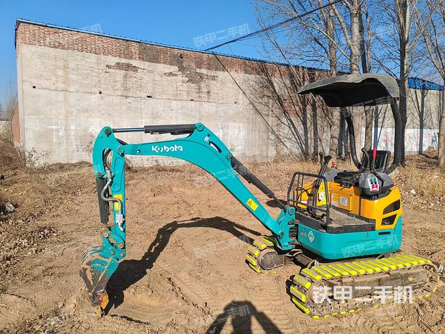 駕駛室整體（整機(jī)外觀）