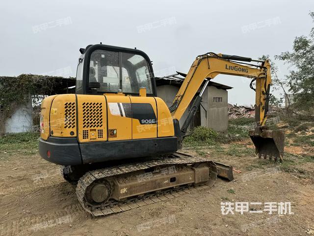 整机右后45°（整机外观）