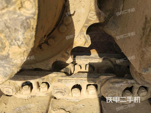 右導向輪(行走機構(gòu)) 右導向輪(行走機構(gòu))