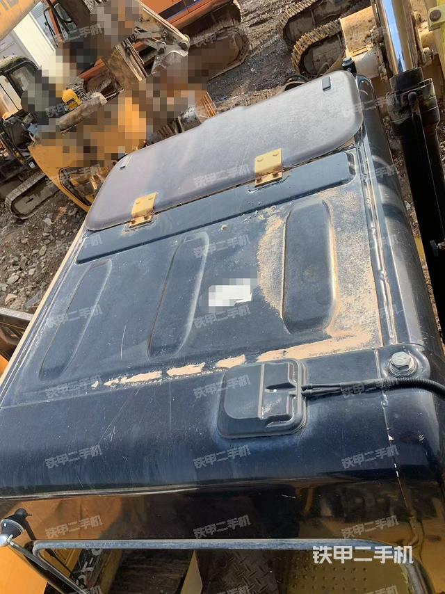 駕駛室頂部（整機(jī)外觀）