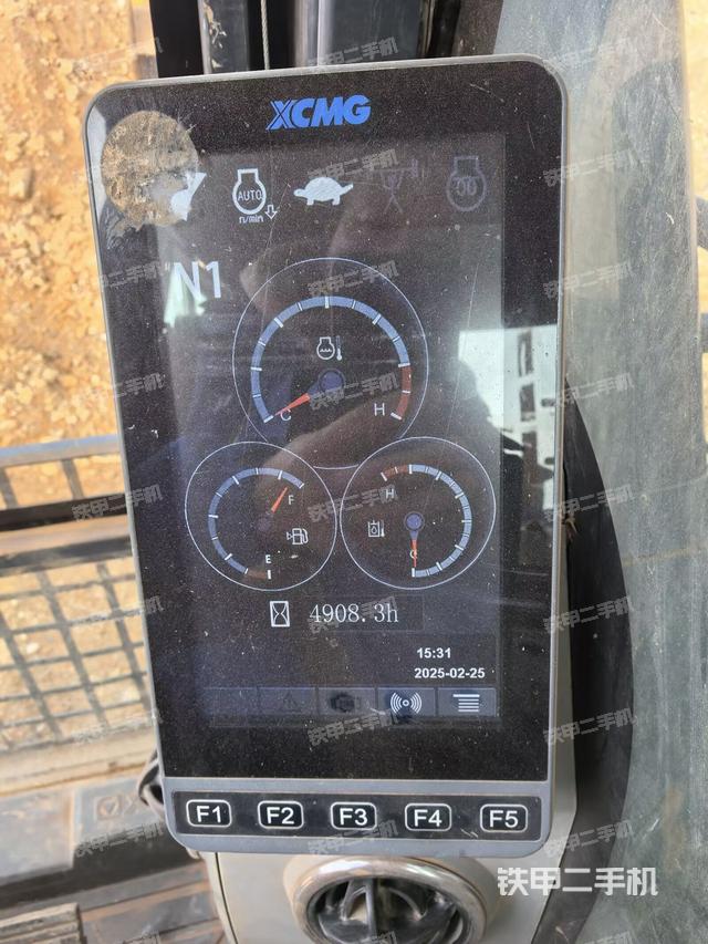 顯示屏?（駕駛室部分）