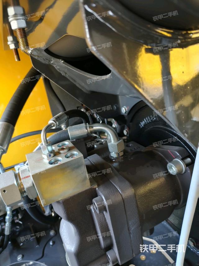 液壓泵室（大件艙室）