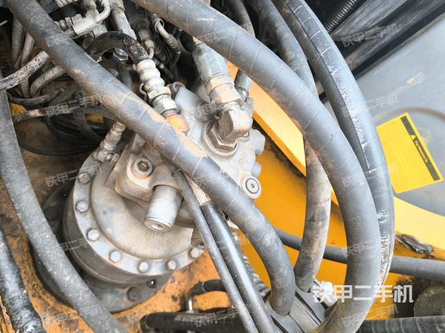 駕駛室頂部俯視（上車部件）