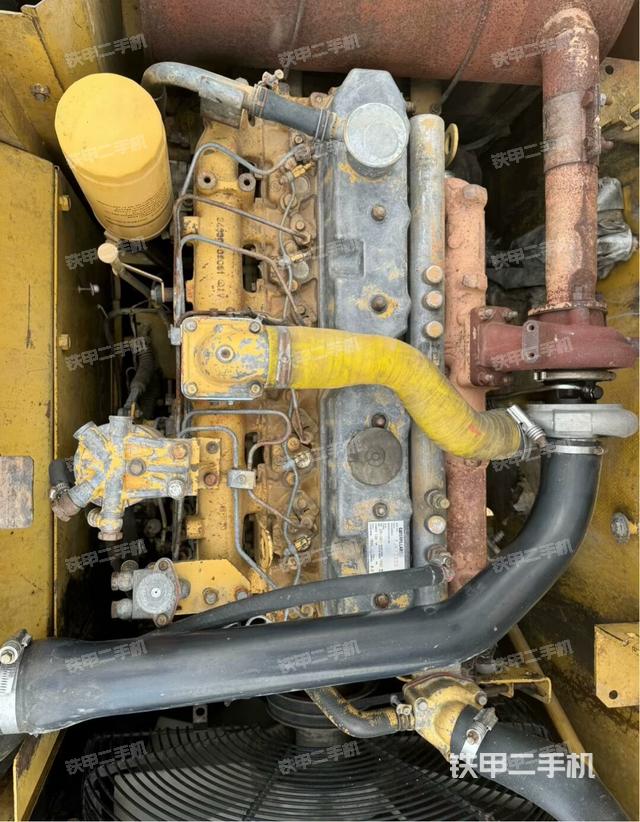 發(fā)動(dòng)機(jī)整體俯視（整機(jī)外觀）