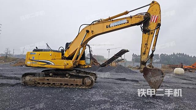 整機右后45°（整機外觀）