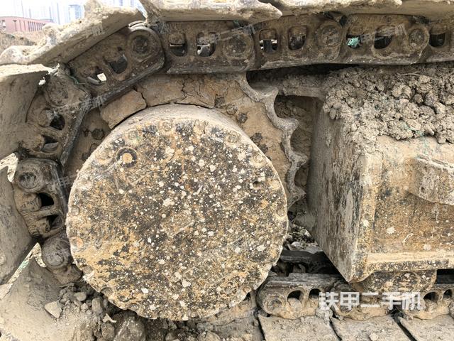 右驅(qū)動輪(行走機構(gòu)) 右驅(qū)動輪(行走機構(gòu))
