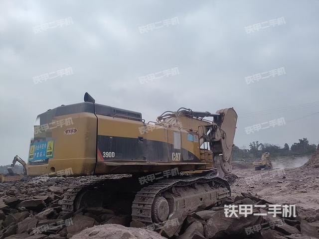 整機(jī)右后45°(整機(jī)外觀) 整機(jī)右后45°(整機(jī)外觀)