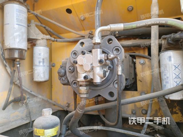 液壓泵室(大件艙室) 液壓泵室(大件艙室)