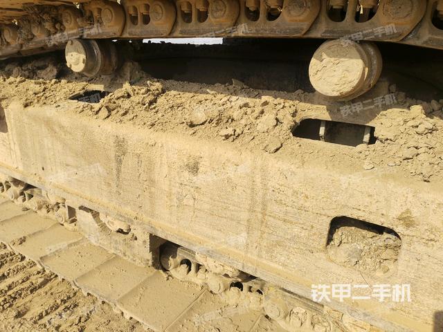 左側(cè)行走馬達蓋板(行走機構(gòu)) 左側(cè)行走馬達蓋板(行走機構(gòu))