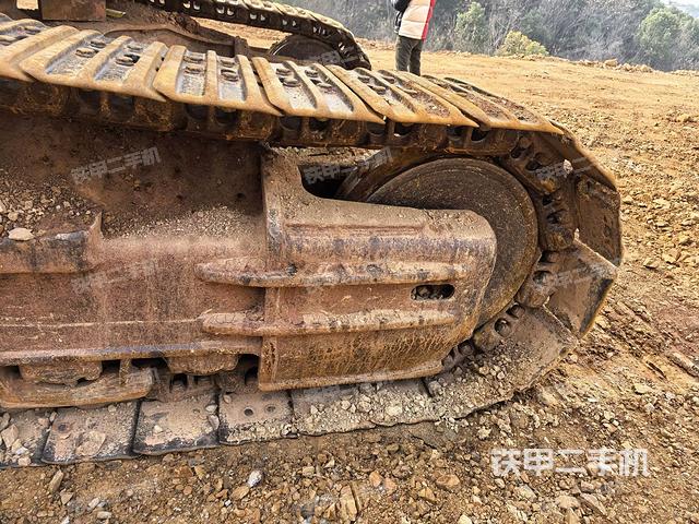 左導(dǎo)向輪（行走機構(gòu)）