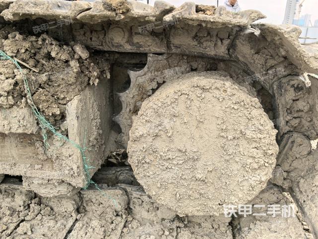 左驅(qū)動輪(行走機構(gòu)) 左驅(qū)動輪(行走機構(gòu))