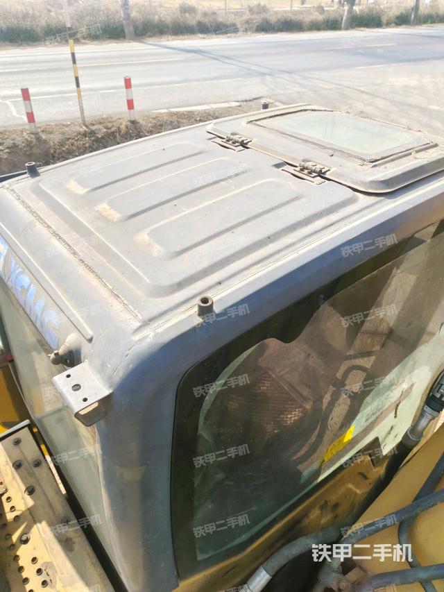 駕駛室頂部俯視(上車部件) 駕駛室頂部俯視(上車部件)