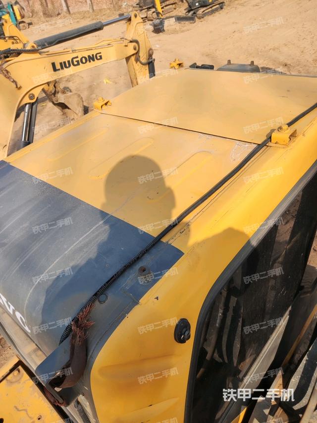 駕駛室頂部俯視（上車部件）