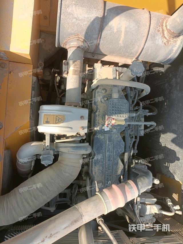 發(fā)動機室(上車部件) 發(fā)動機室(上車部件)