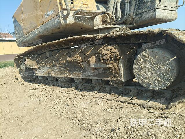 单侧履带整体（整机外观）