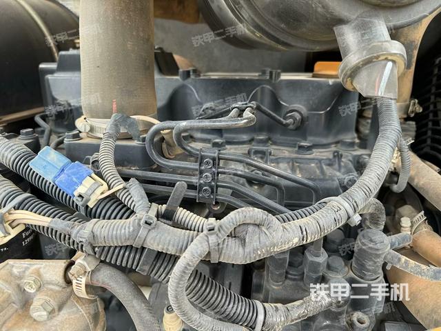 发动机整体俯视（整机外观）