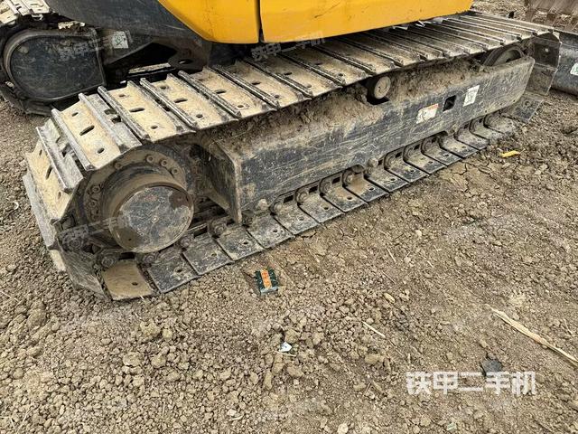 右驅(qū)動輪(行走機構(gòu)) 右驅(qū)動輪(行走機構(gòu))