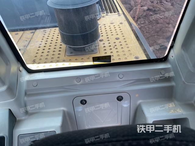 后窗玻璃角標(biāo)(駕駛室部分) 后窗玻璃角標(biāo)(駕駛室部分)