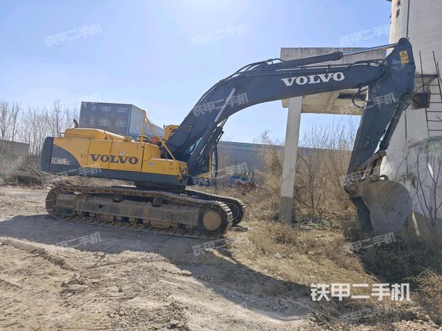 整機右后45°（整機外觀）