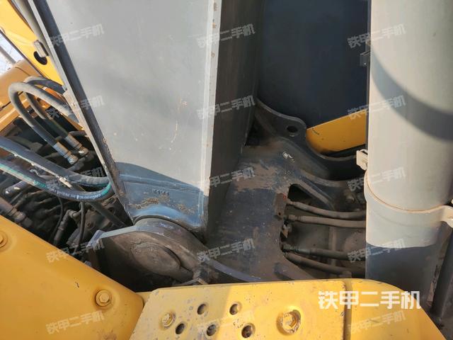 大臂根部?斜視（工作和回轉(zhuǎn)裝置）