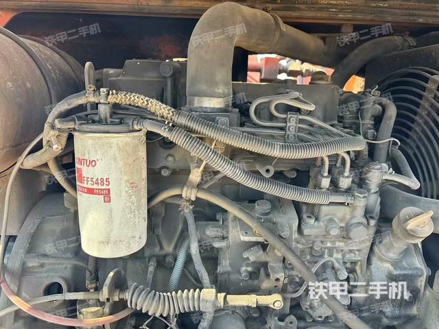 發(fā)動機整體俯視(整機外觀) 發(fā)動機整體俯視(整機外觀)