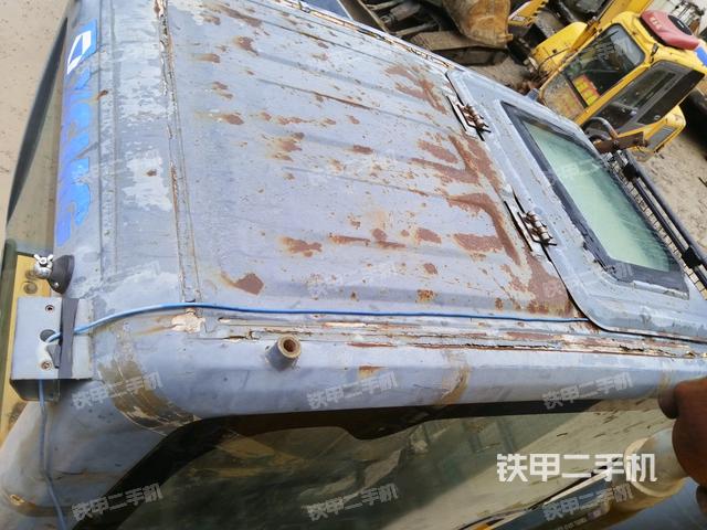 駕駛室頂部俯視(上車部件) 駕駛室頂部俯視(上車部件)