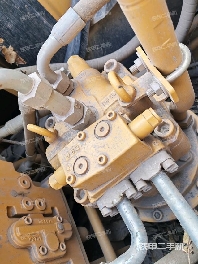 回轉(zhuǎn)馬達(dá)（上車部件）