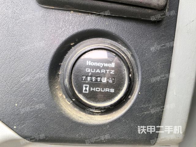 小時表(駕駛室部分) 小時表(駕駛室部分)
