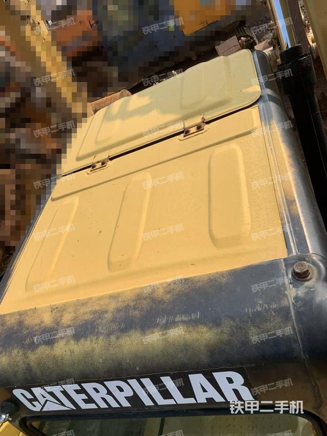 駕駛室頂部（整機(jī)外觀）