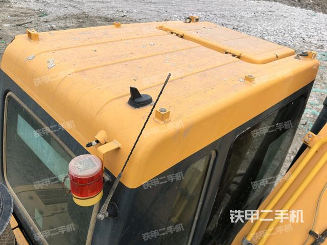 駕駛室頂部俯視(上車部件) 駕駛室頂部俯視(上車部件)