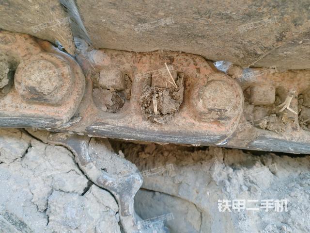 左側行走馬達蓋板(行走機構) 左側行走馬達蓋板(行走機構)