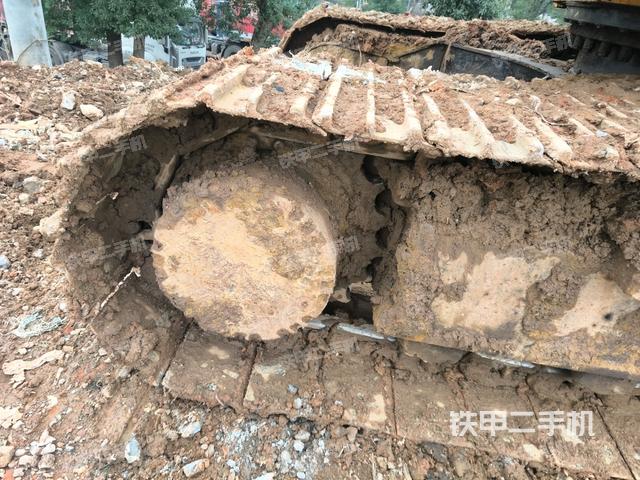 右側行走馬達蓋板（行走機構）