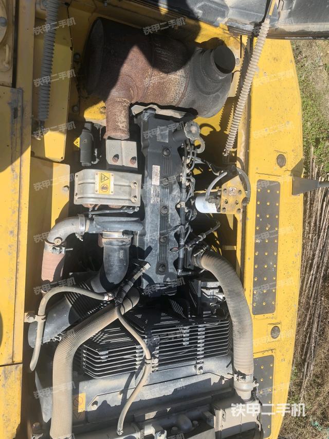 發(fā)動機室(上車部件) 發(fā)動機室(上車部件)