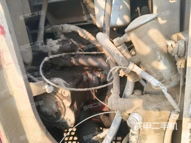 液壓泵斜45?左（大件艙室）