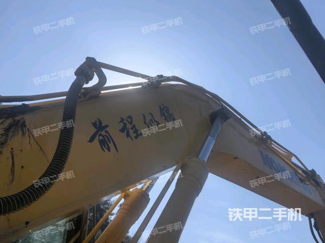 大臂整體?右側(工作和回轉裝置) 大臂整體?右側(工作和回轉裝置)