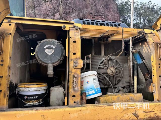 散熱器正面（大件艙室）