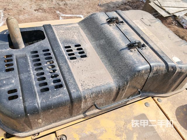 駕駛室頂部俯視（上車部件）