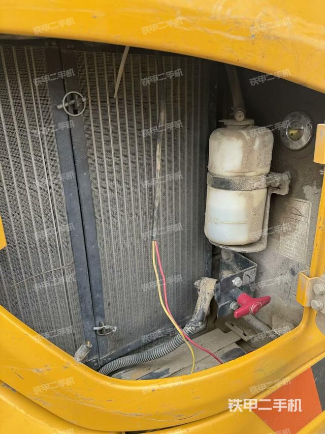 散熱器室(大件艙室) 散熱器室(大件艙室)